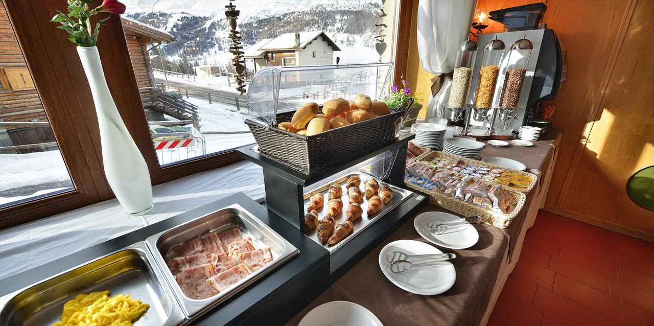 Hotel Loredana Livigno Buitenkant foto